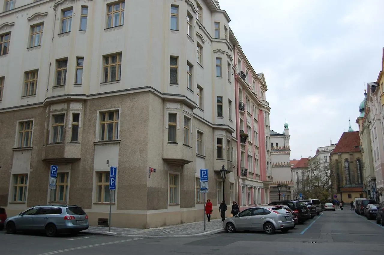 Apartment In The Heart Of Prague